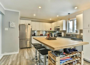 Stunning 2-Bed House in Gatineau, Gatineau
